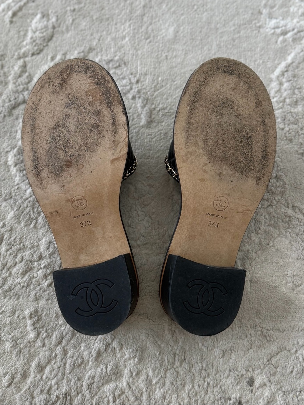Chanel black quilted leather chain slide - Picture 6 of 6